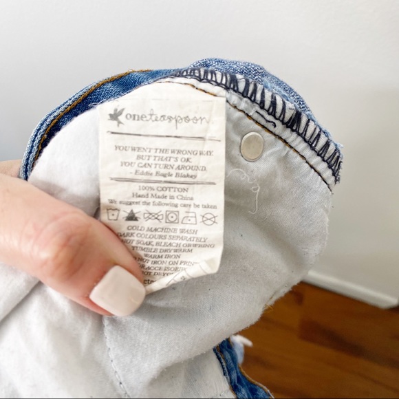 ONE TEASPOON Trashed Freebirds in Cobain Distressed Zip
Ankle Jeans size 26 - Picture 15 of 16